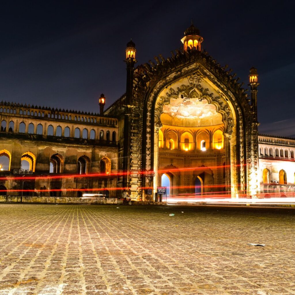 Bara-Imambara-A-Must-Visit-Attraction-in-Lucknow